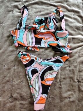 Same Swim Set XS top and bottoms